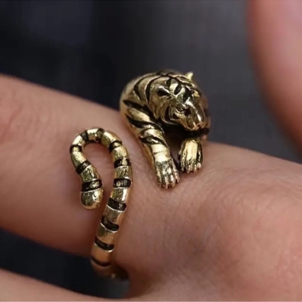 Adjustable Tiger Ring 18k gold plated New